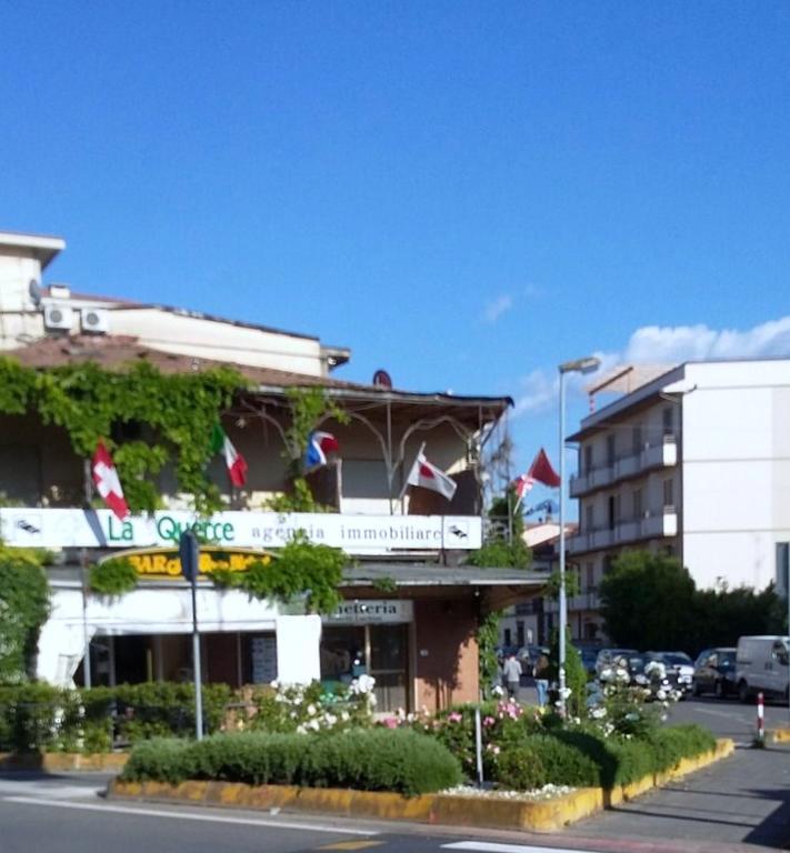 Eurotravel Bed And Car Hotel Lastra a Signa Exterior photo